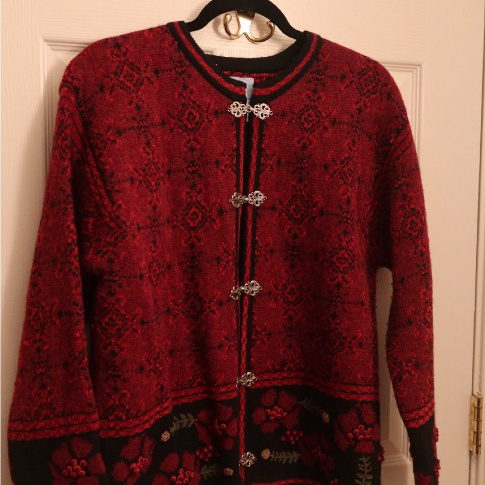 Vintage Red and Black floral Knit Cardigan